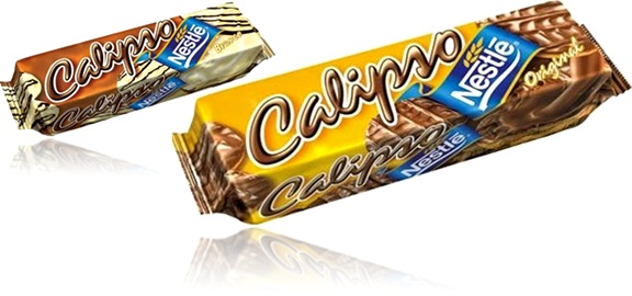 biscoito calipso nestlé com cobertura de chocolate e chocolate branco