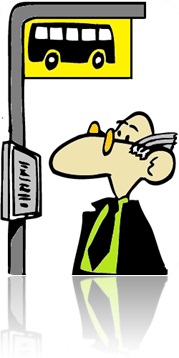 homem no ponto de ônibus placa de trânsito informação terno gravata óculos cabelos grisalhos