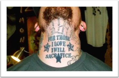 tattoo for those i love i will sacrafice 10 tatuagens com erros de ortografia em inglês