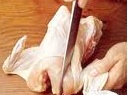 corte o frango galinha coxas asas em pedaços, cut up the wing thigh drumstick chicken