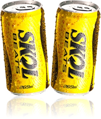 latas de cerveja loura gelada skol beats carlsberg ambev