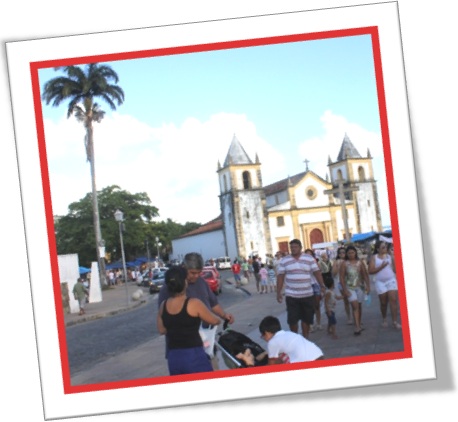 tourists flock to see the Olindas old churches, turistas nas igrejas de olinda