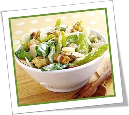 caesar salad salada caesar alface croutons acelga rúcula molho