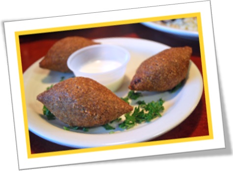 salgados, salgadinhos, prato de kibe quibe kibbeh, kibbe