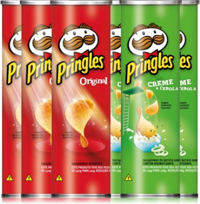 latas de batatas pringles original, creme e cebola